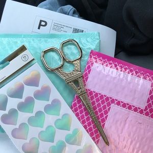 Bikinis for Sale!! Get your cute package🦋💖